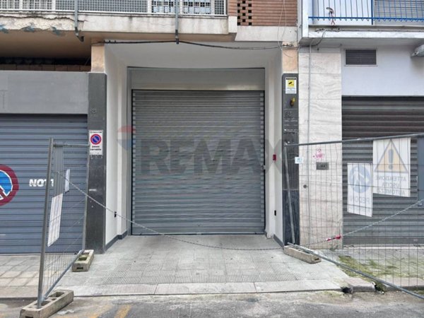 locale commerciale in vendita a Bari in zona San Pasquale