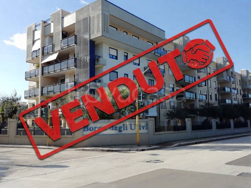 appartamento in vendita a Bari in zona Palese/Macchie