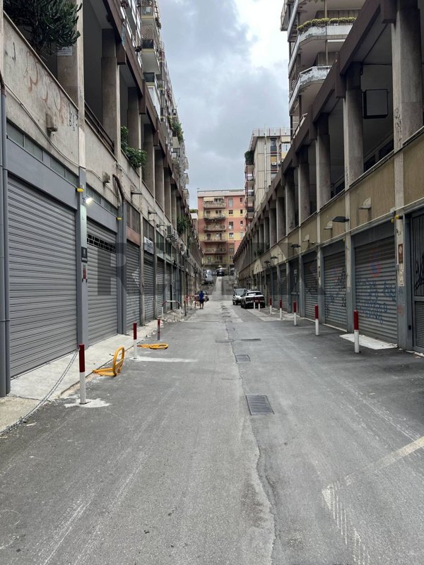 negozio in vendita a Bari