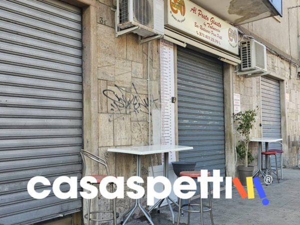 negozio in vendita a Bari in zona Libertà