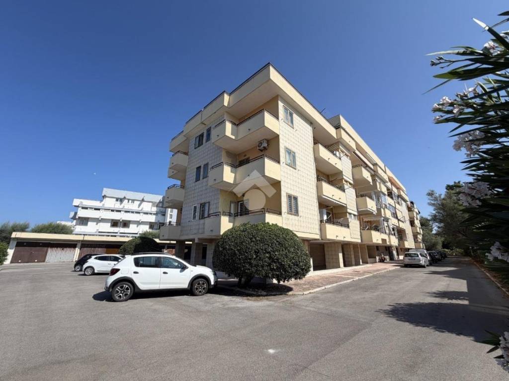 appartamento in vendita a Bari in zona Palese/Macchie