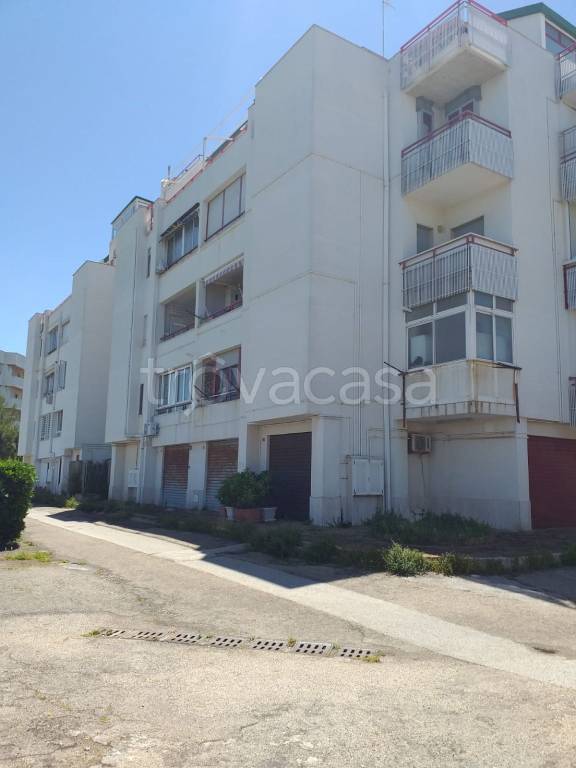 casa indipendente in vendita a Bari in zona Torre a Mare
