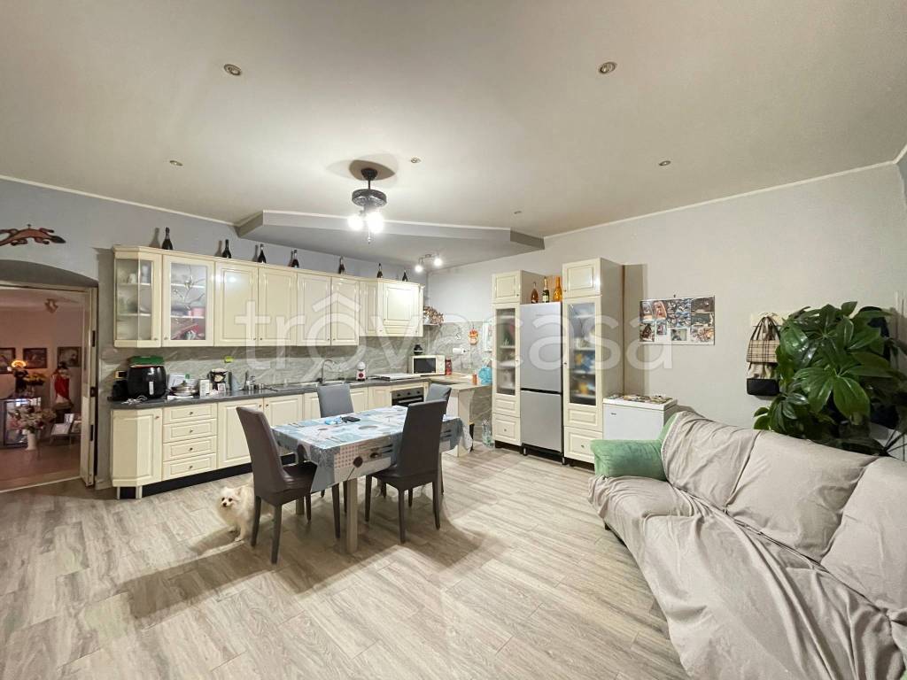 appartamento in vendita a Bari in zona Carbonara
