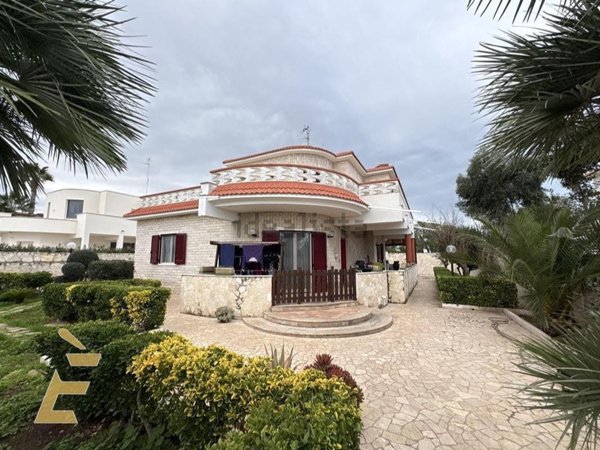 casa indipendente in vendita a Bari in zona Santo Spirito