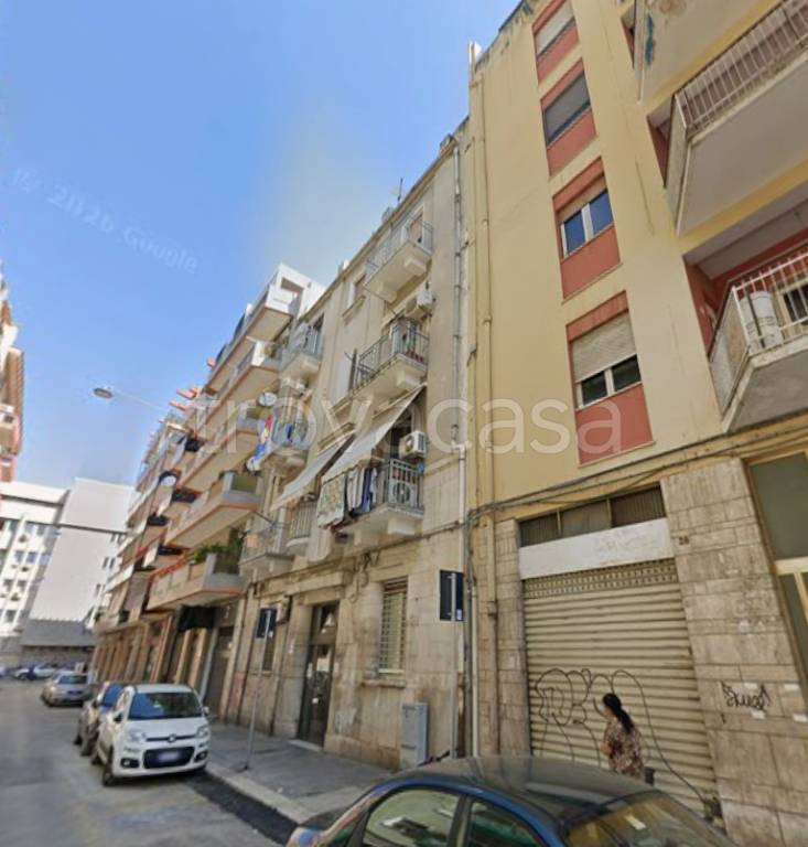 negozio in vendita a Bari in zona Libertà