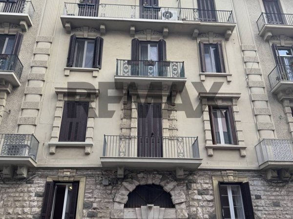 negozio in vendita a Bari in zona Madonnella