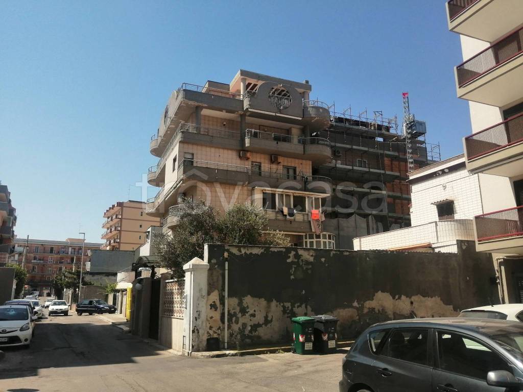 appartamento in vendita a Bari in zona San Girolamo