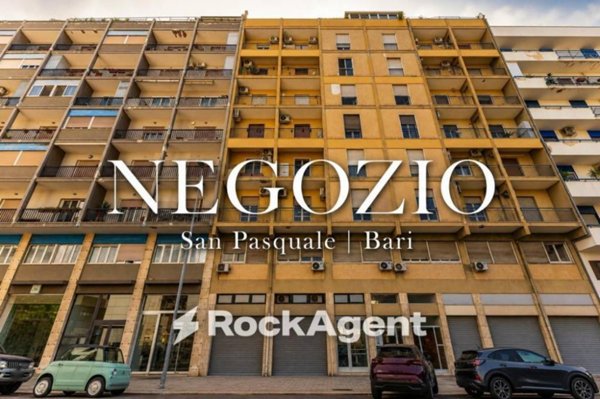 negozio in vendita a Bari in zona Japigia