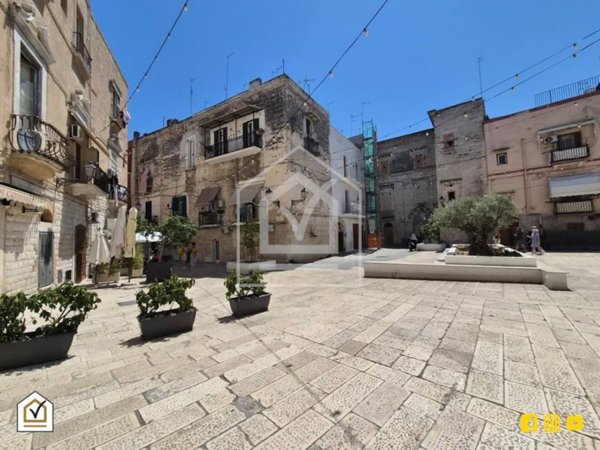 casa indipendente in vendita a Bari in zona Città Vecchia