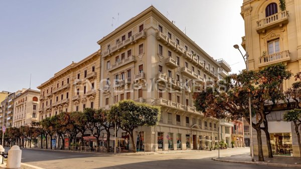 appartamento in vendita a Bari in zona Murat
