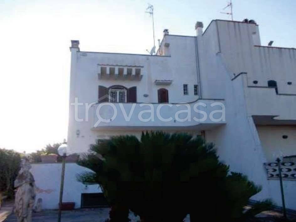 casa indipendente in vendita a Bari in zona Fesca