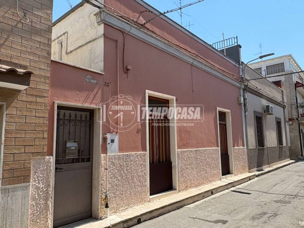 casa indipendente in vendita a Bari in zona Carbonara