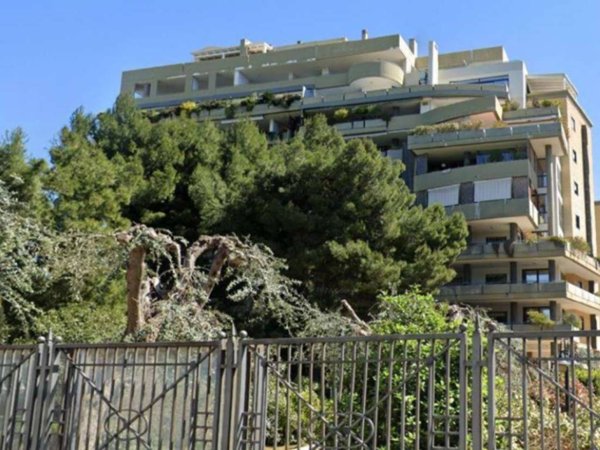 ufficio in vendita a Bari in zona Poggiofranco