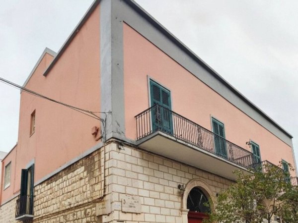 casa indipendente in vendita a Bari in zona Carbonara