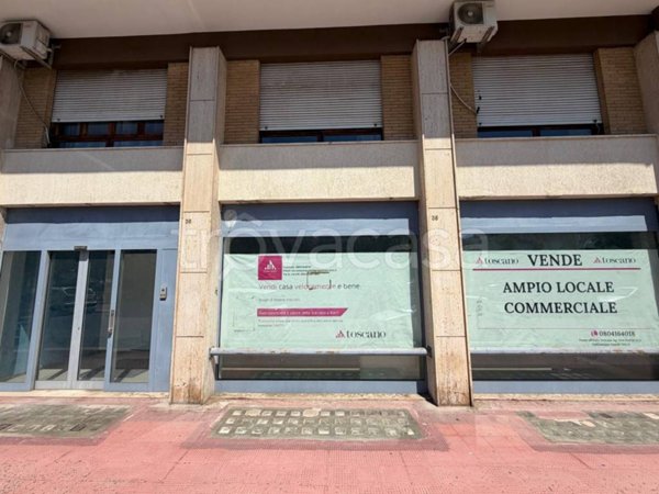 negozio in vendita a Bari in zona San Pasquale
