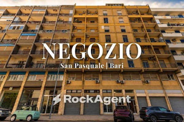 negozio in vendita a Bari in zona Japigia