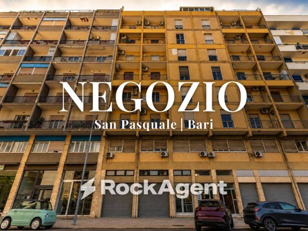 negozio in vendita a Bari in zona Japigia