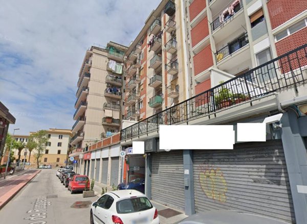 negozio in vendita a Bari in zona Carrassi