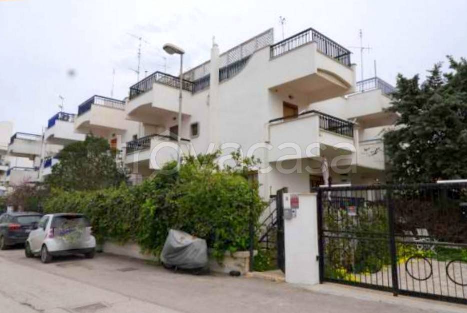 appartamento in vendita a Bari in zona Torre a Mare