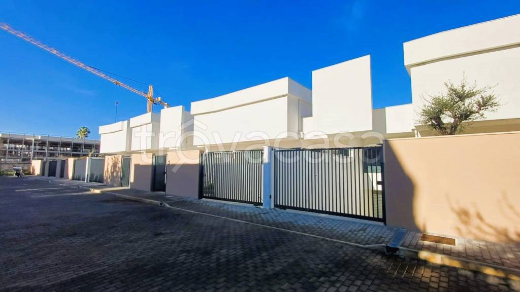 casa indipendente in vendita a Bari in zona Poggiofranco