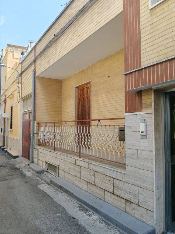 casa indipendente in vendita a Bari in zona Carbonara