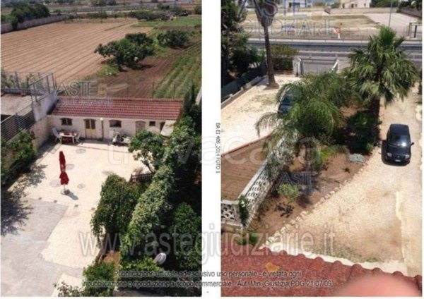 casa indipendente in vendita a Bari in zona Fesca