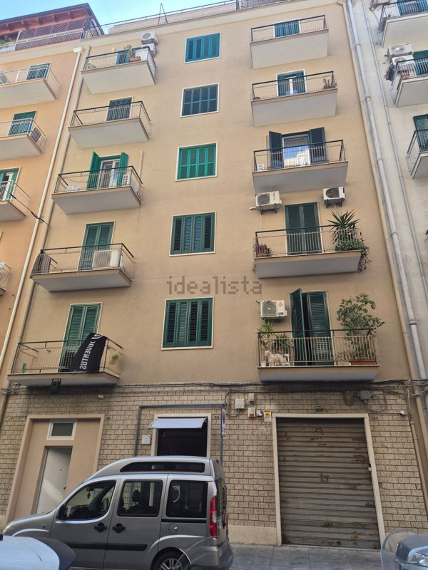 appartamento in vendita a Bari in zona Libertà