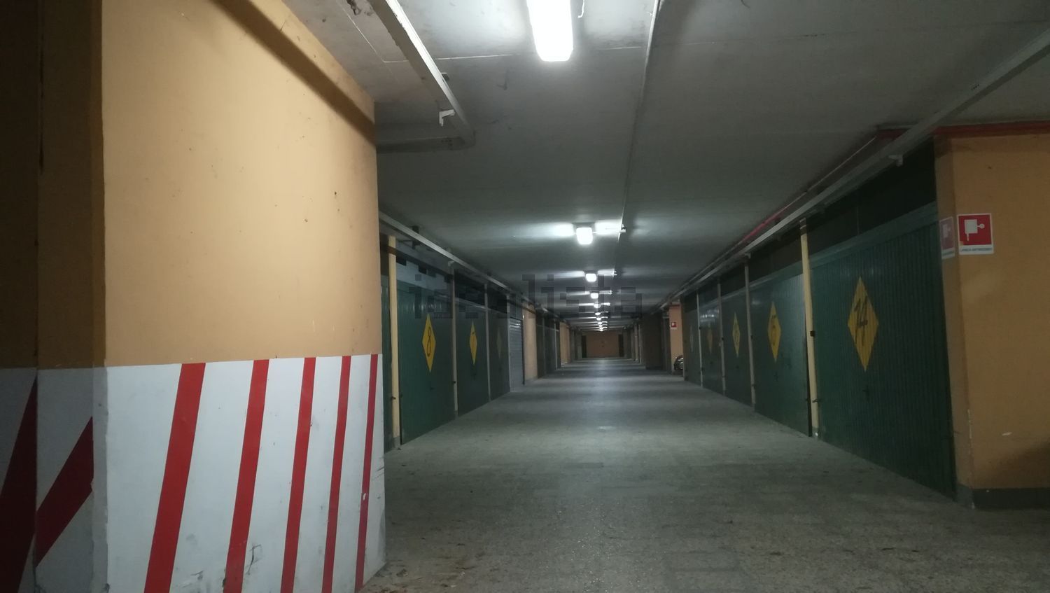 box auto in vendita a Bari in zona San Pasquale