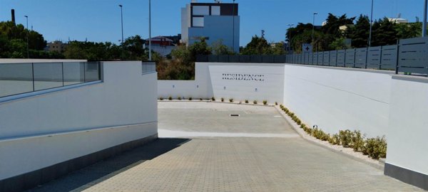 box auto in vendita a Bari in zona Picone