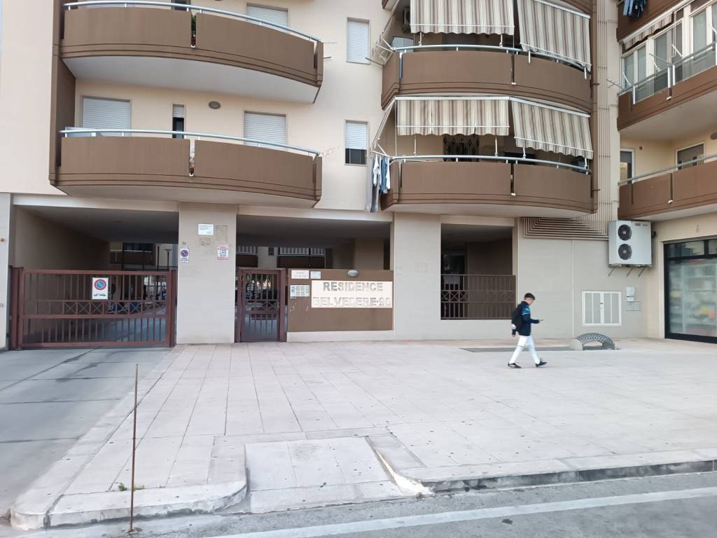 box auto in vendita a Bari in zona San Paolo