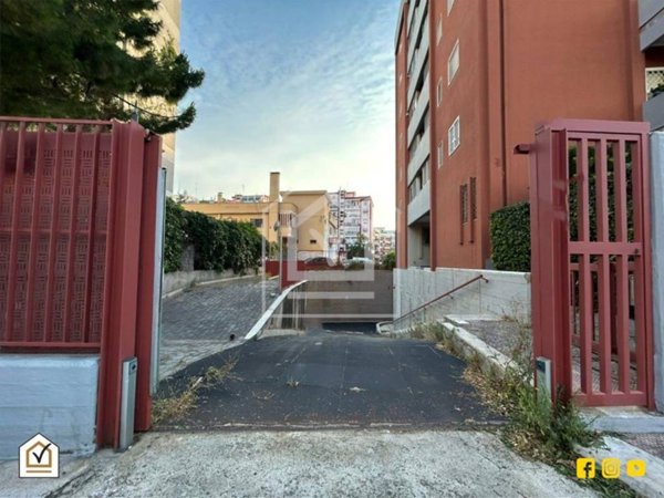 box auto in vendita a Bari