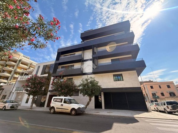 appartamento in vendita a Bari in zona Picone