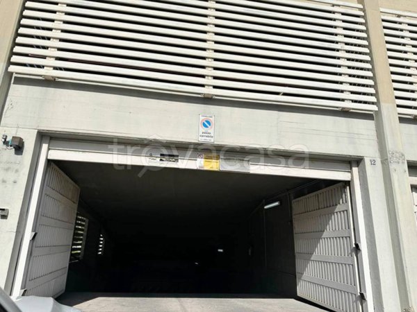 box auto in vendita a Bari in zona San Pasquale