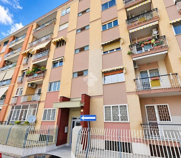 box auto in vendita a Bari in zona San Pasquale