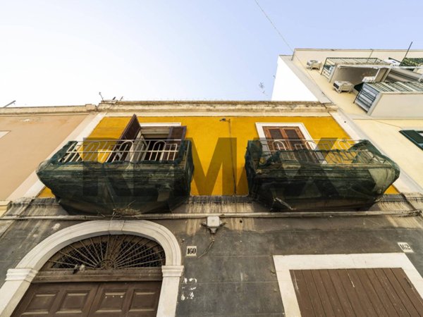 casa indipendente in vendita a Bari in zona Murat