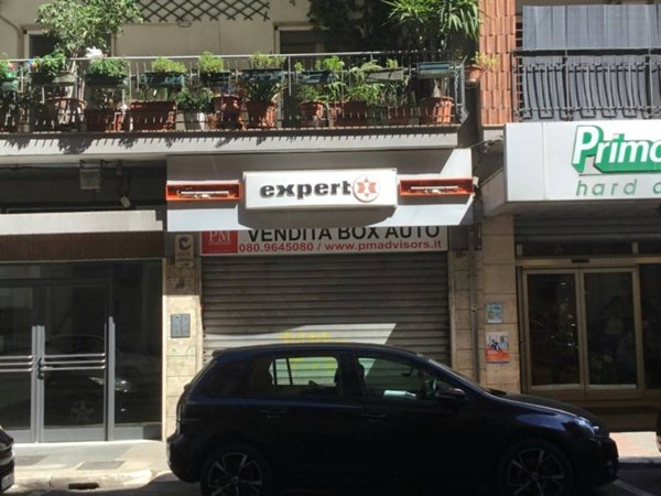 box auto in vendita a Bari in zona San Pasquale