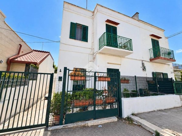 appartamento in vendita a Bari in zona Palese/Macchie