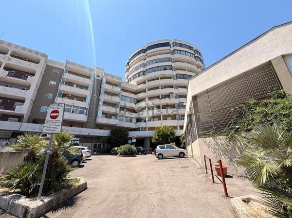 appartamento in vendita a Bari in zona Poggiofranco