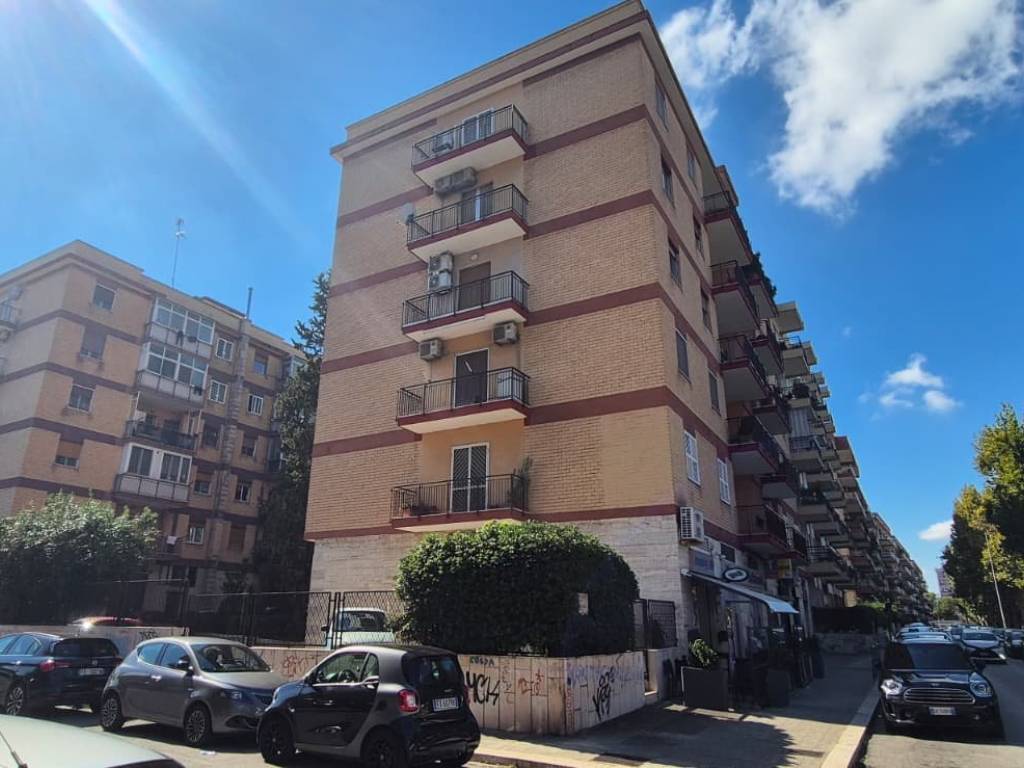 appartamento in vendita a Bari in zona Poggiofranco