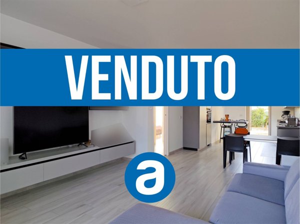 casa indipendente in vendita a Bari in zona Torre a Mare