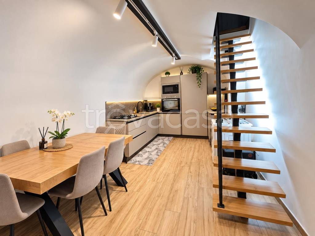 casa indipendente in vendita a Bari in zona Città Vecchia