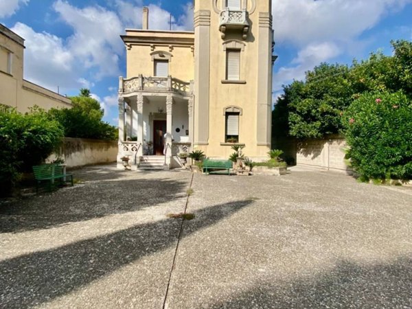 casa indipendente in vendita a Bari in zona Carbonara