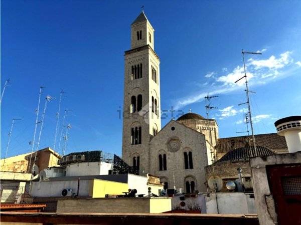 casa indipendente in vendita a Bari in zona Città Vecchia