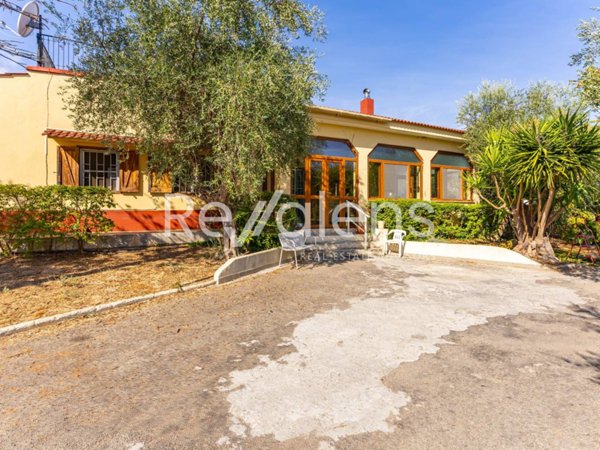 casa indipendente in vendita a Bari in zona Poggiofranco