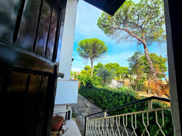 casa indipendente in vendita a Bari in zona Poggiofranco