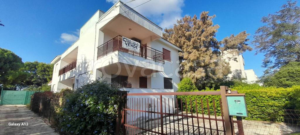 casa indipendente in vendita a Bari in zona Fesca