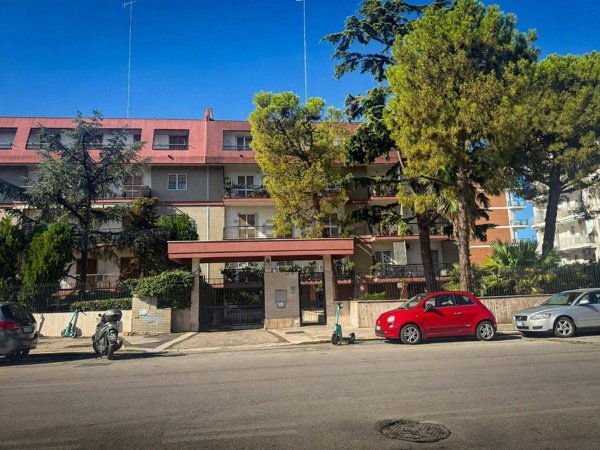 appartamento in vendita a Bari in zona Carrassi