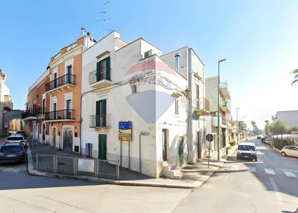 casa indipendente in vendita a Binetto