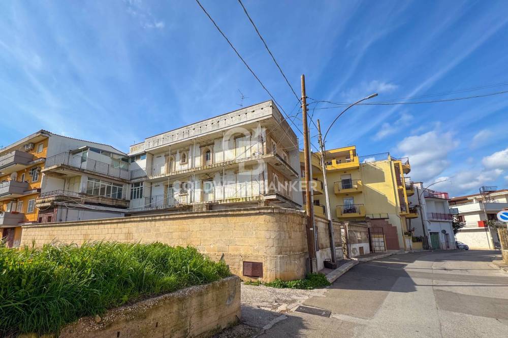 casa indipendente in vendita a Binetto