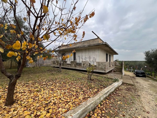 quadrivano in vendita a Binetto